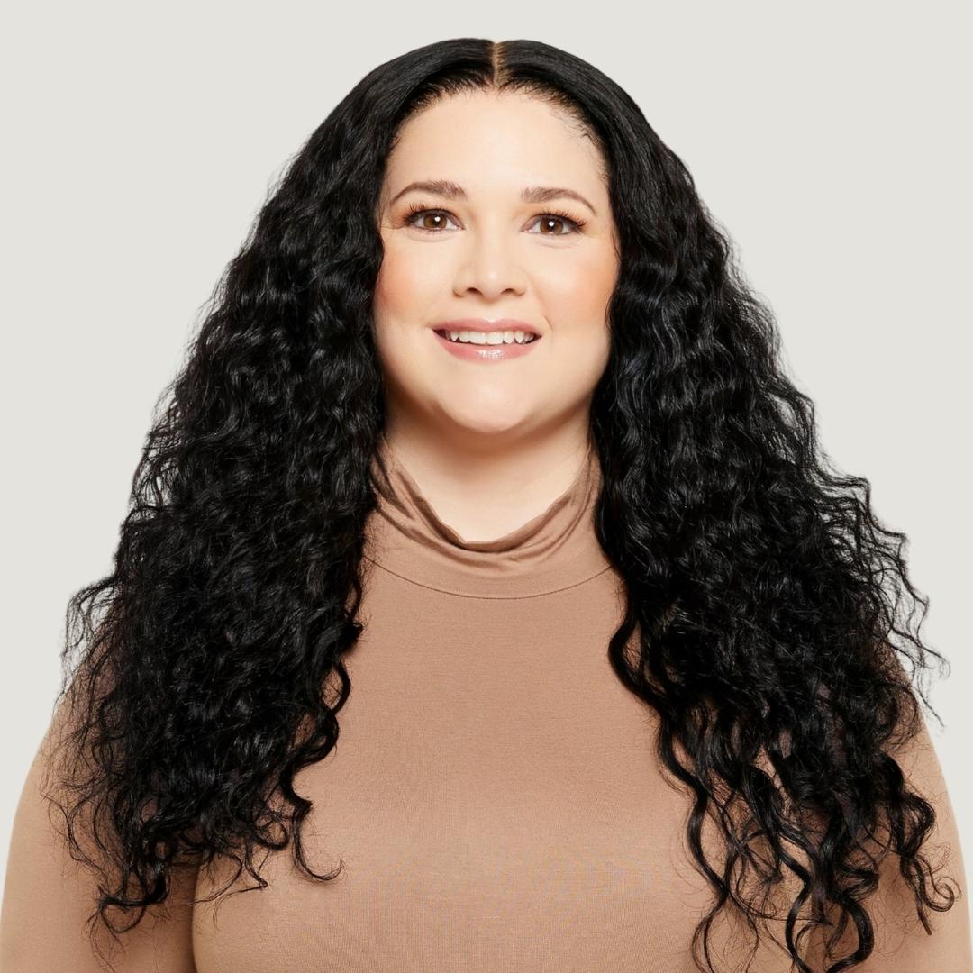 Natural Black Wavy HD Lace Wigs